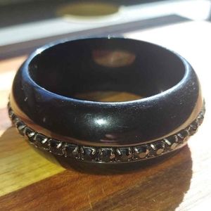 Lucite Deep Black Chunky Bangle w/ Rotating Outer Track Black Rhinestone Detail